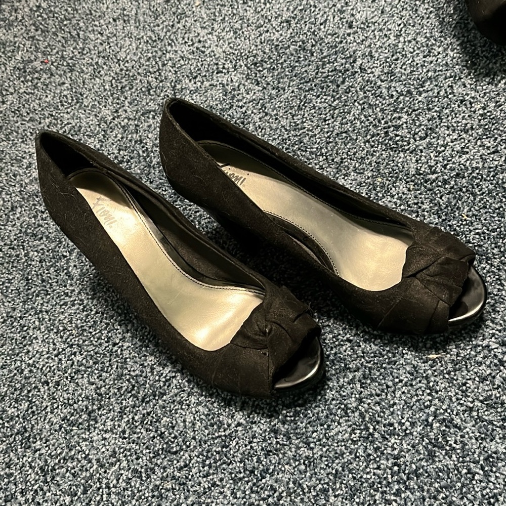 Not worn a lot, maybe 2 times.